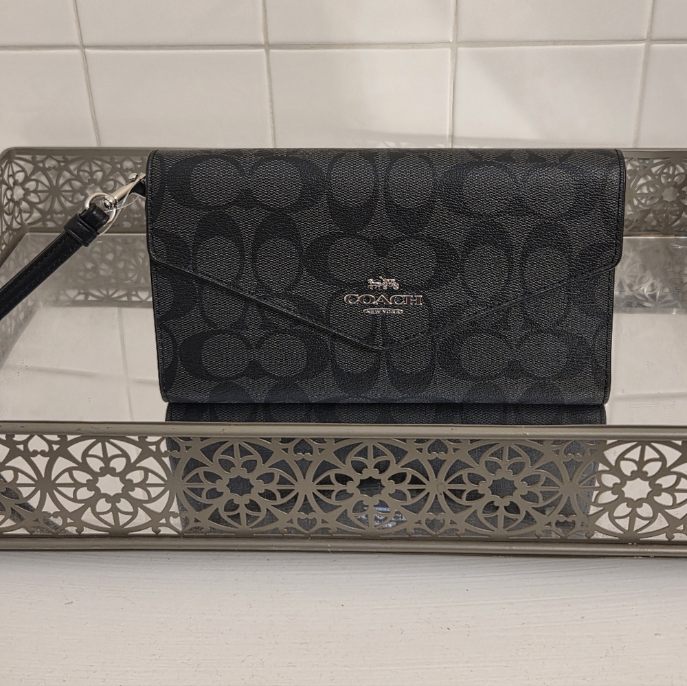 Coach Black Signature Canvas Wristlet Wallet